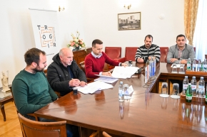 Potpisan ugovor o uređenju šetnice Brigi – Lokvice s biciklističkom stazom